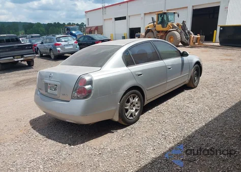 2005 Nissan Altima 2.5 S from USA, damaged, VIN 1N4AL11D85C377724